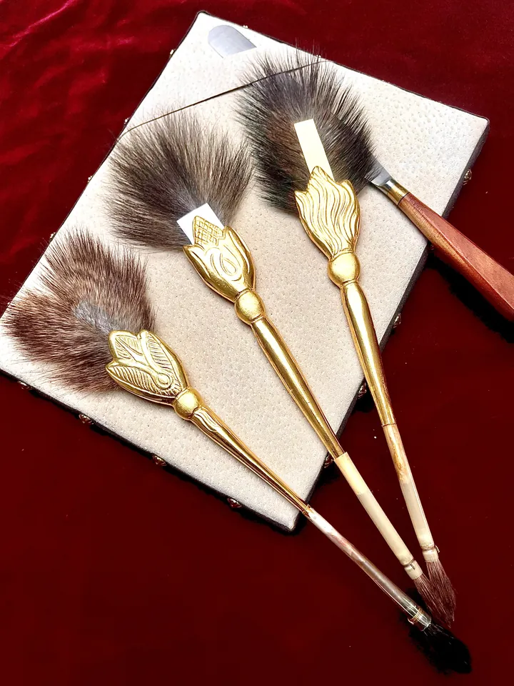 Gilding tools and gold leaf